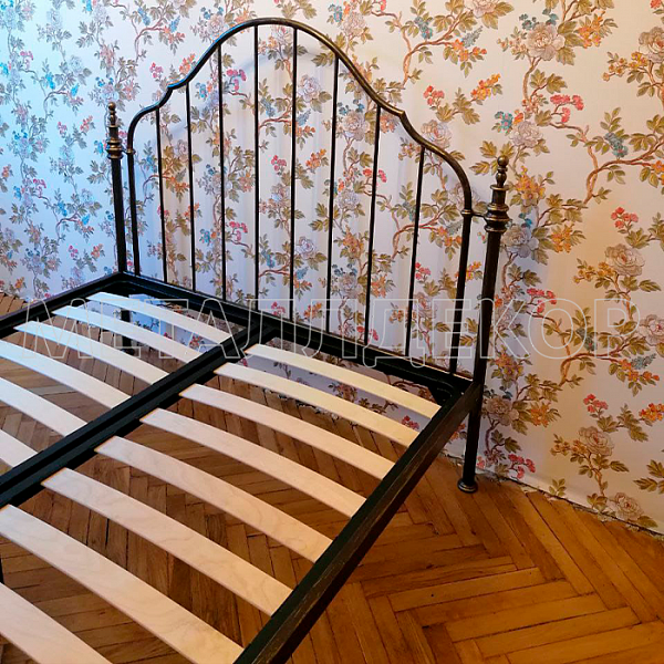 Кованая кровать Лофт Паола
