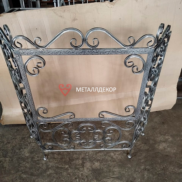 Экран для камина Марта