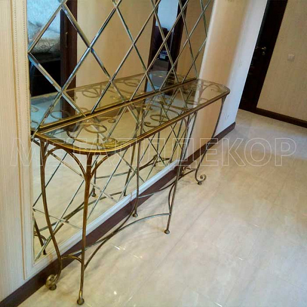 Консоль Македония New