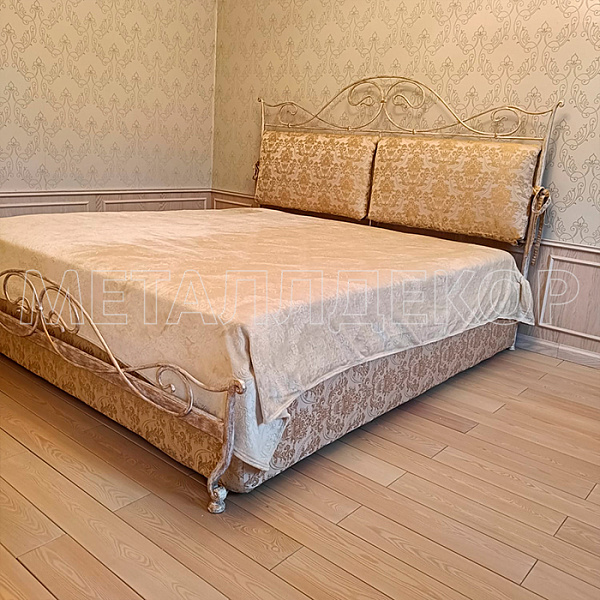  Кованая кровать Милана с коробом 160