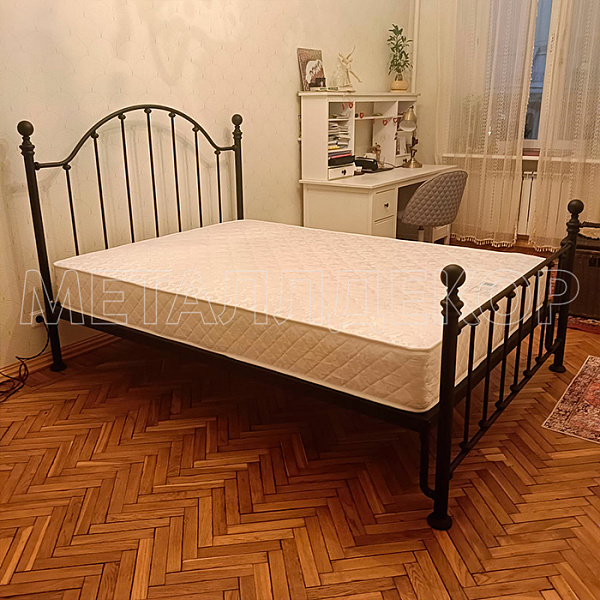 Кованая кровать Лофт Мсида Белая