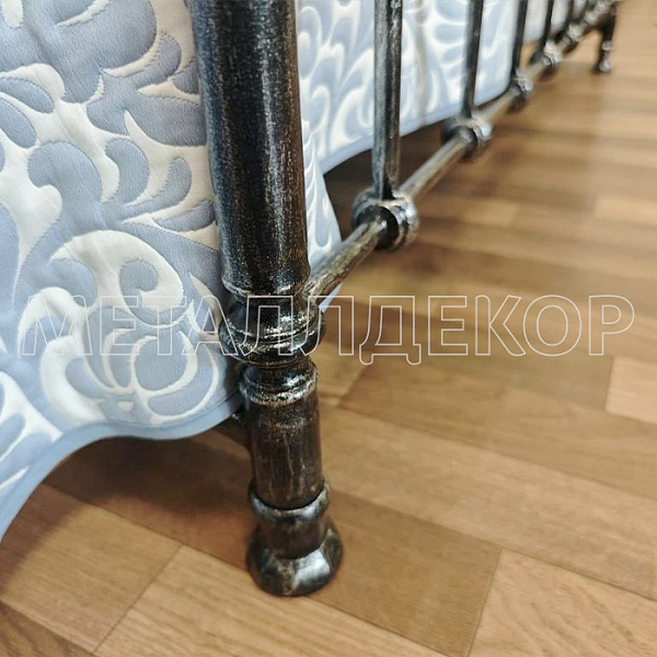 Кровать Мальта140х200 (в наличии с двумя спинками и крюками)