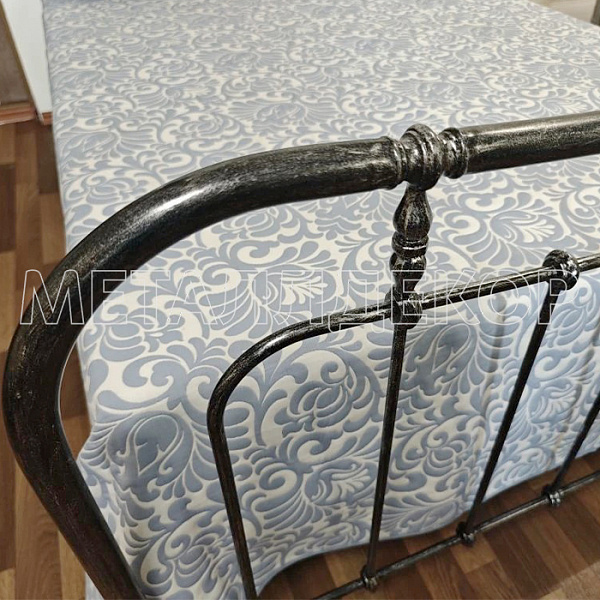 Кровать Мальта140х200 (в наличии с двумя спинками и крюками)